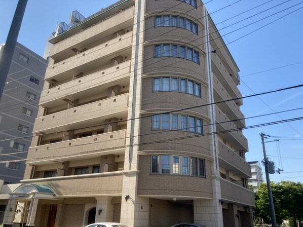 サクラメント駅南大路の物件外観写真